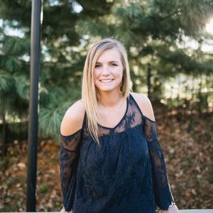 Meet your Posher, Halie